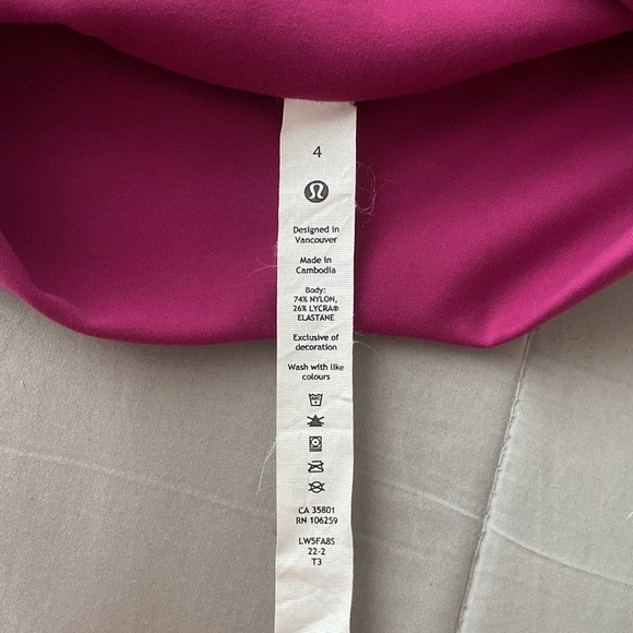 Lululemon SenseKnit Leggings NWOT - Picture 4 of 6